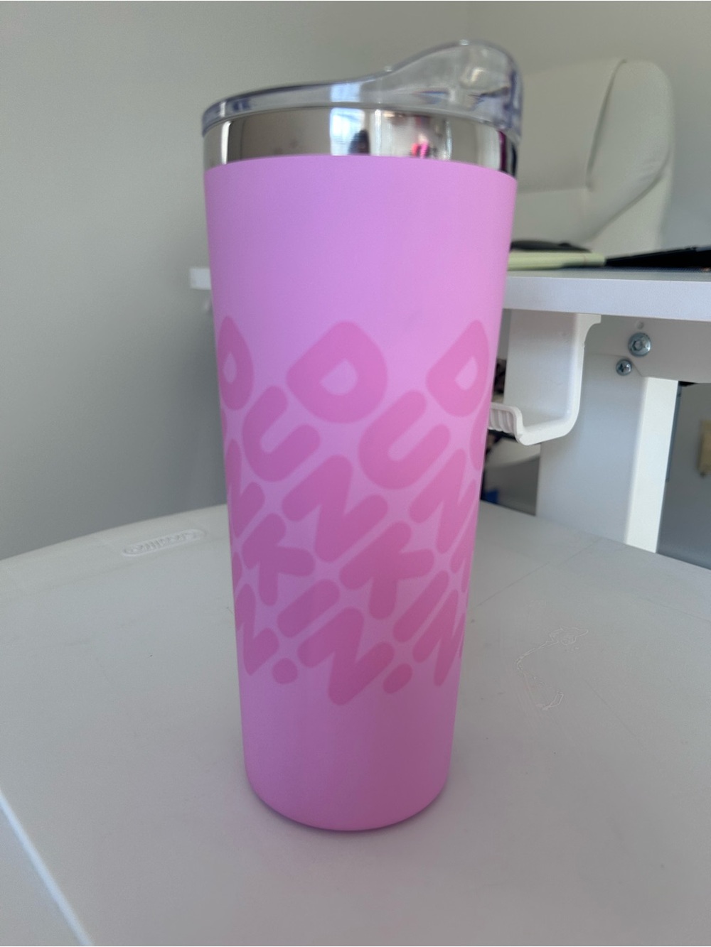 Dunkin’ Donuts Pink Insulated Travel Tumbler 20 oz